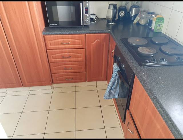 2 BEDROOM APARTMENT FOR SALE IN PELHAM